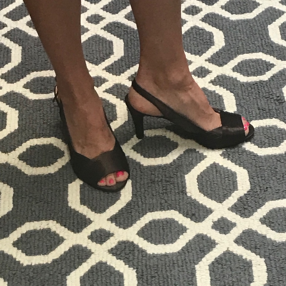 🔥SALE 🔥Kelly & Katie brown dress shoes. size7.5 - Picture 7 of 8